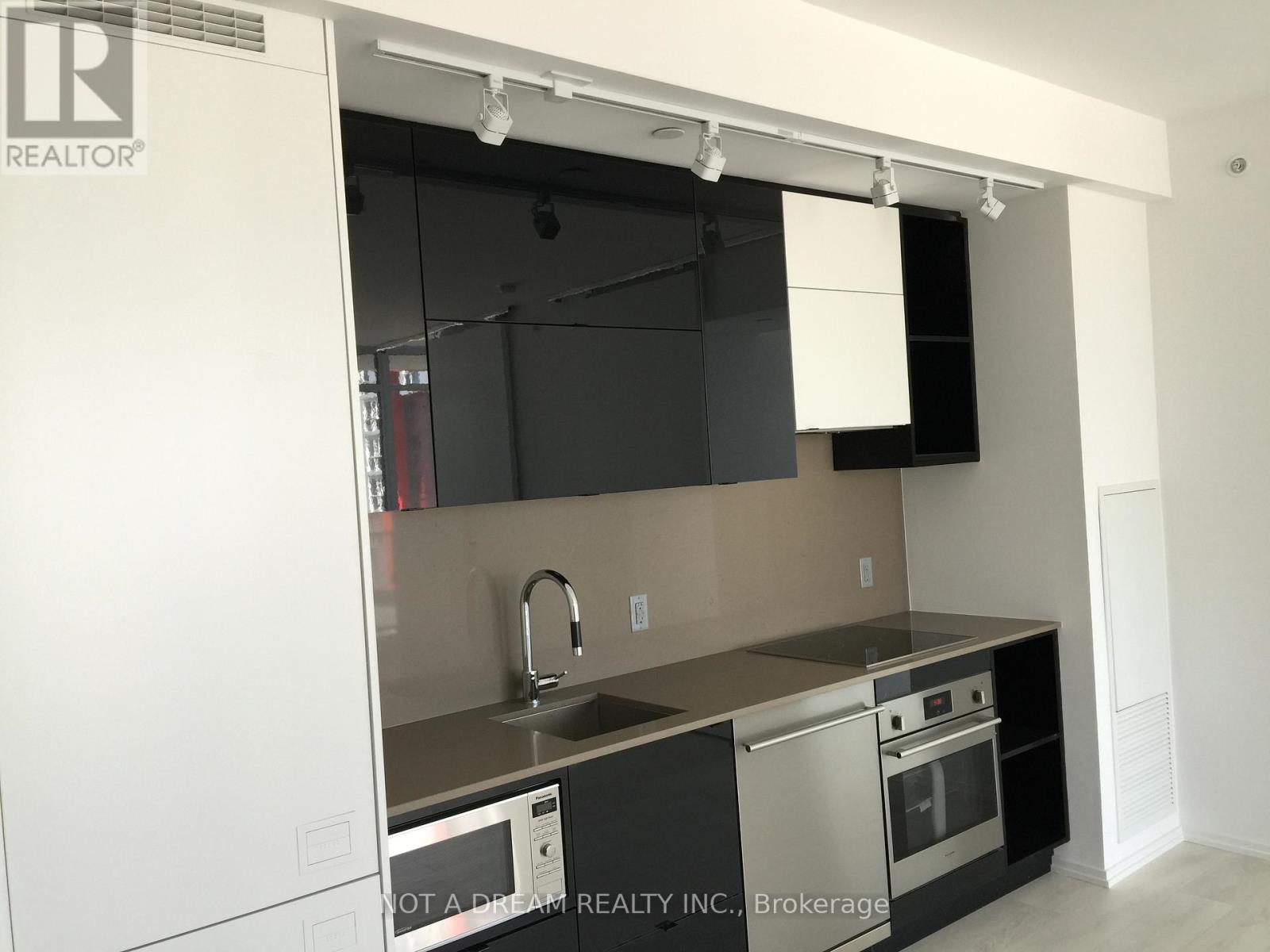 2408 - 125 Peter Street, Toronto, Ontario M5V 0M2 - Photo 7 - C12592978