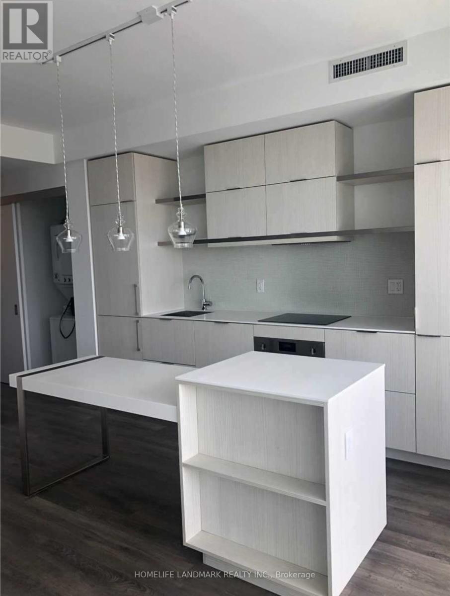 3211 - 197 Yonge Street, Toronto, Ontario M5B 1M4 - Photo 2 - C12592992