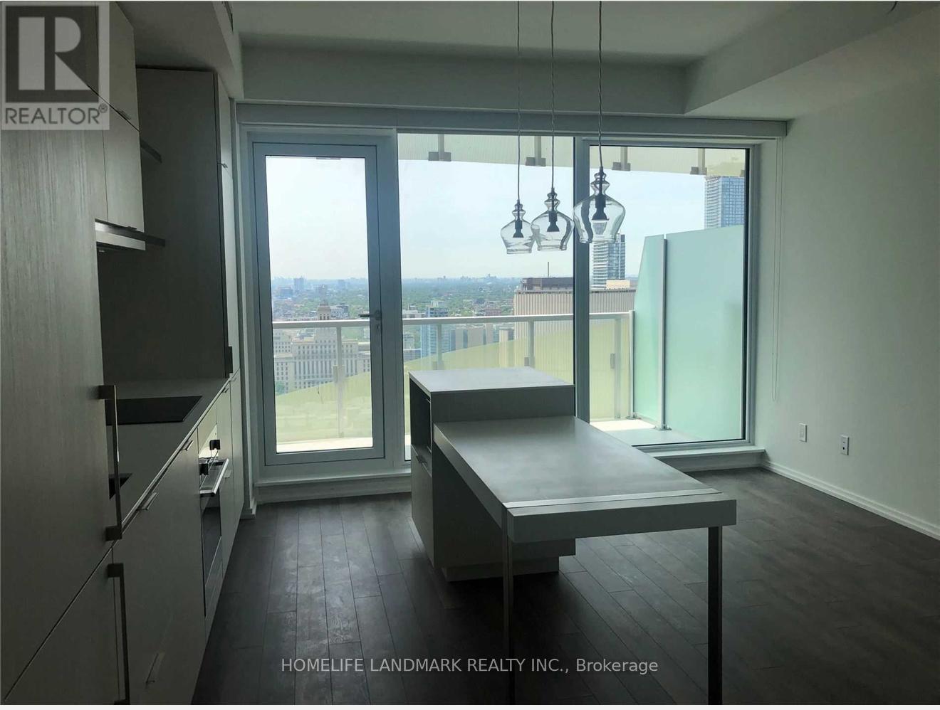 3211 - 197 Yonge Street, Toronto, Ontario M5B 1M4 - Photo 8 - C12592992