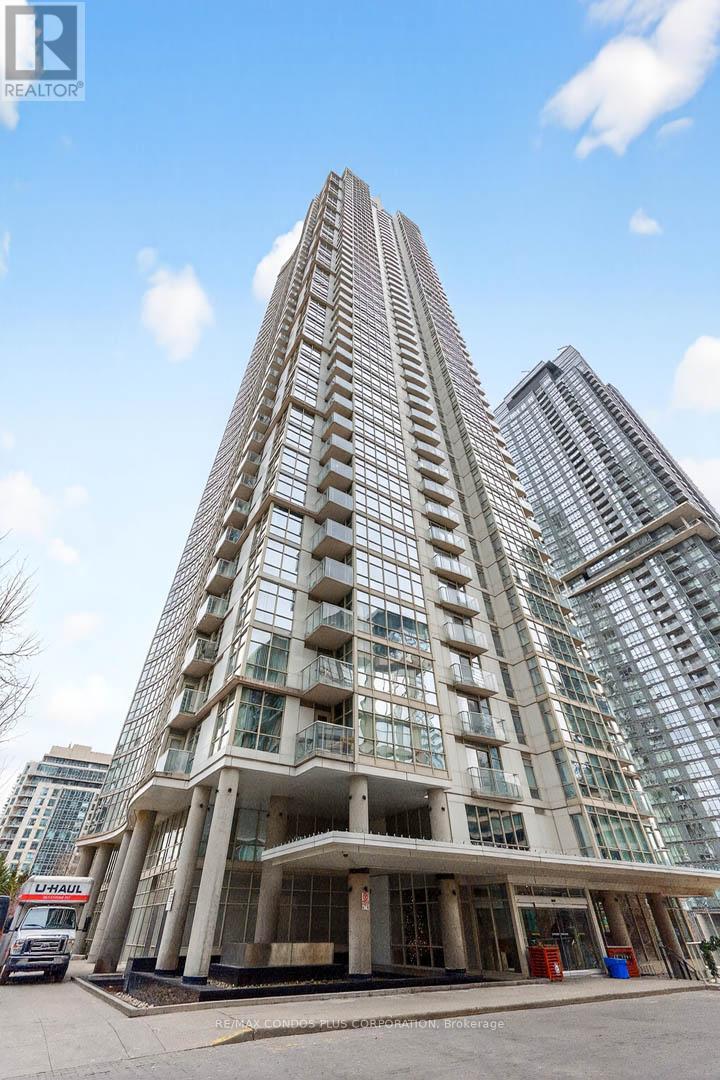 605 - 35 Mariner Terrace, Toronto, Ontario M5V 3V9 - Photo 2 - C12593016