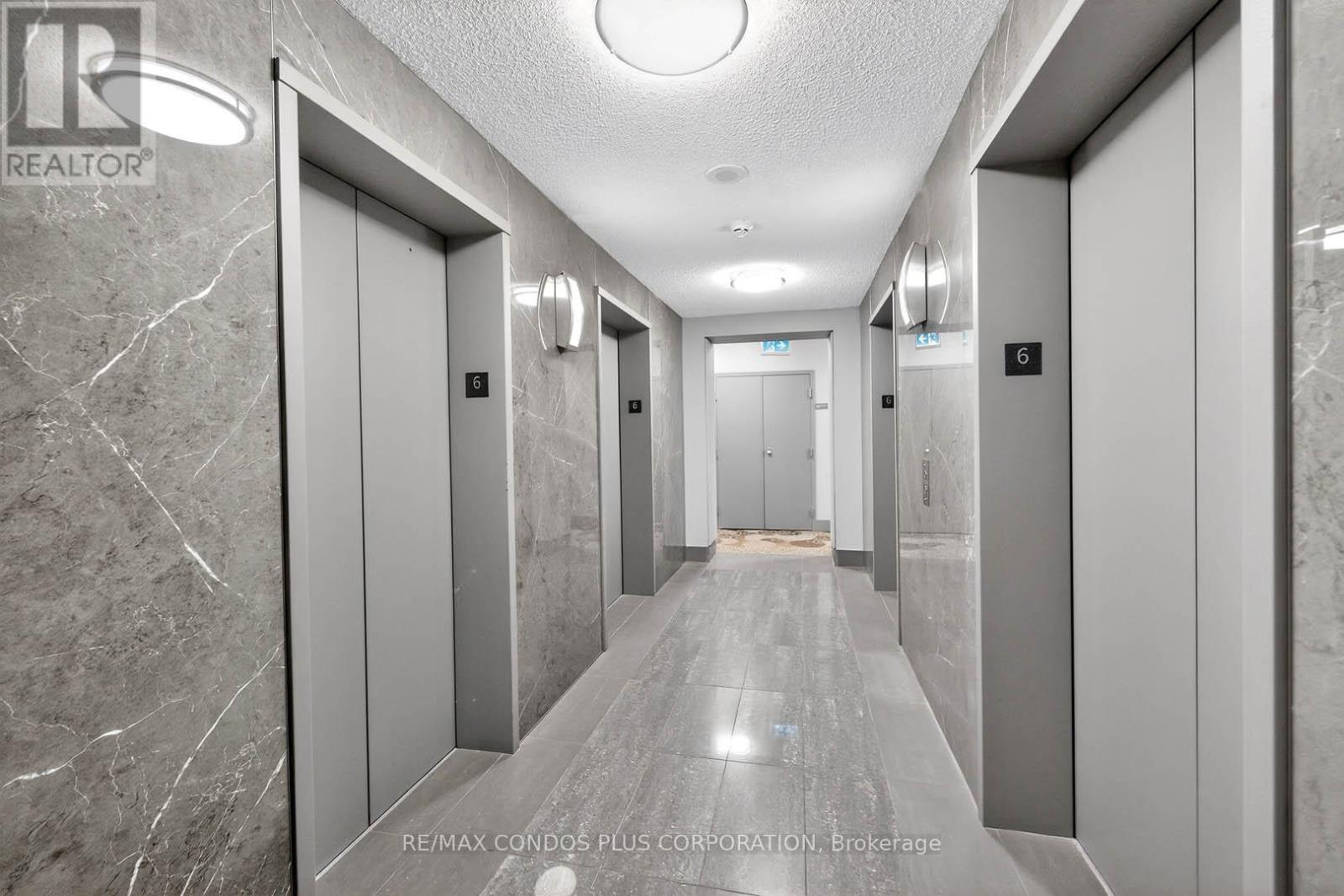 605 - 35 Mariner Terrace, Toronto, Ontario M5V 3V9 - Photo 6 - C12593016