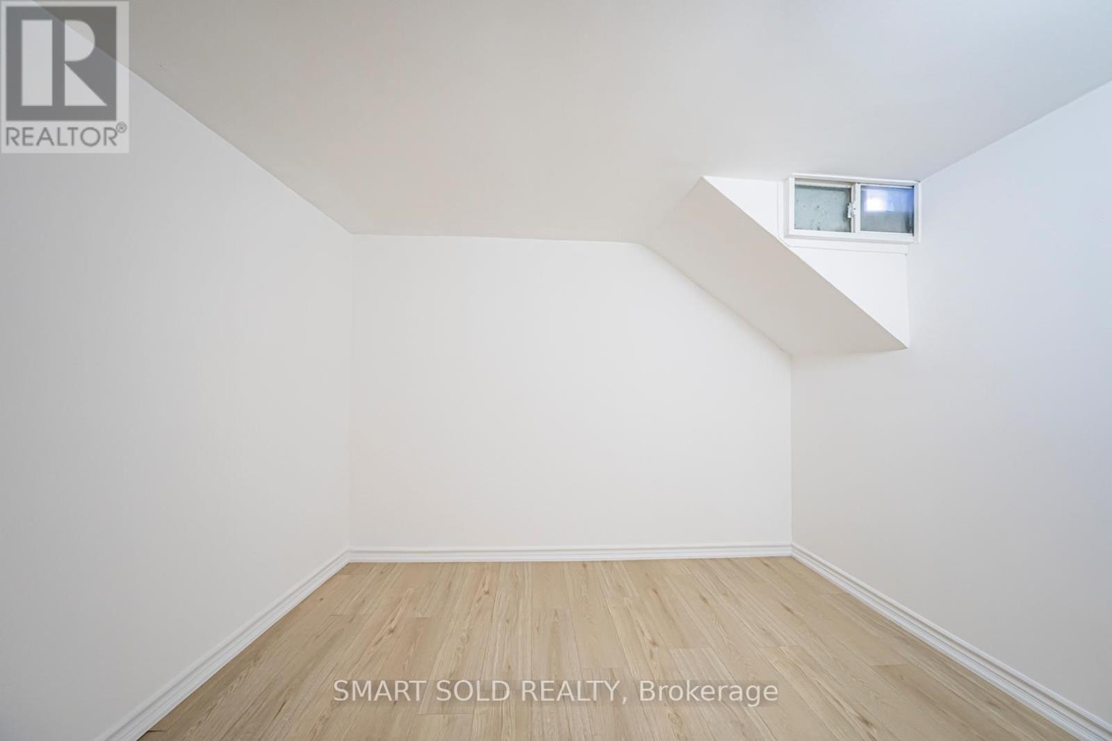 290 Axminster Drive, Richmond Hill, Ontario L4C 2W1 - Photo 23 - N12592994