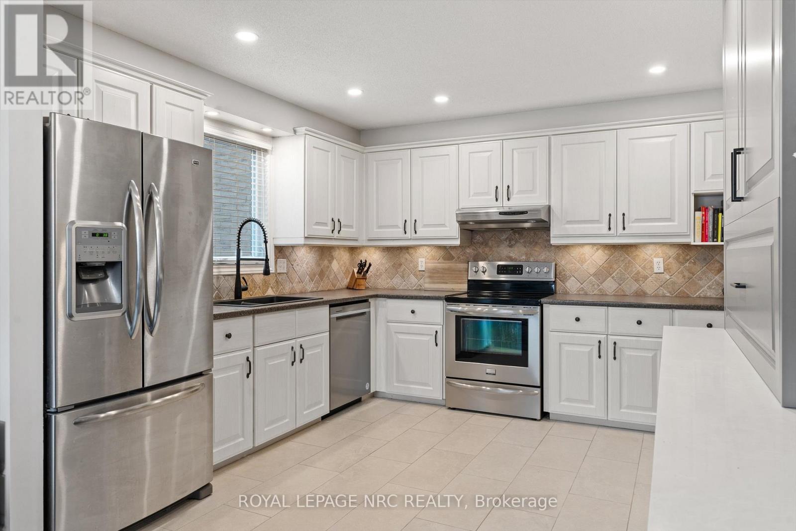 15 Commerford Street, Thorold, Ontario  L2V 4P5 - Photo 14 - X12592902