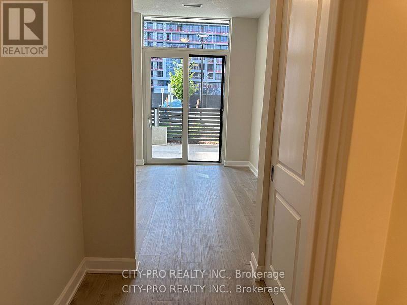 103 - 3200 William Coltson Avenue, Oakville, Ontario L6H 7W6 - Photo 3 - W12592972