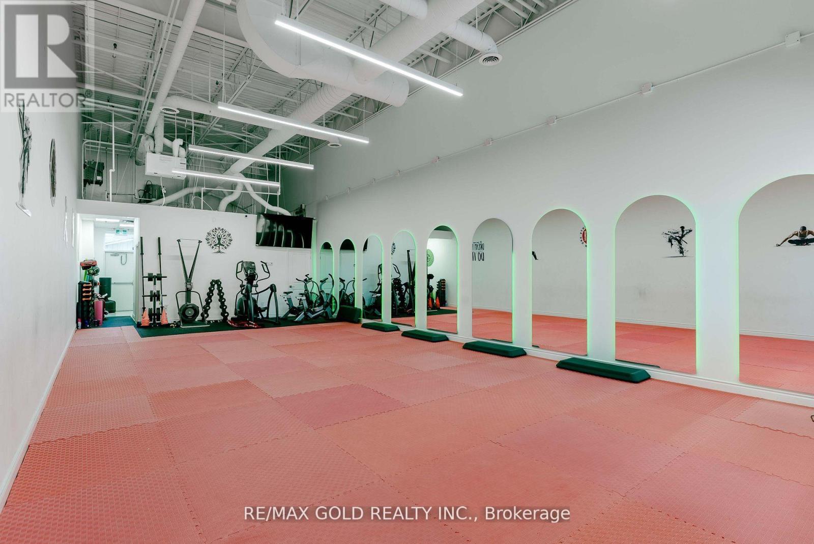 10 - 11655 Mcvean Drive, Brampton, Ontario L6P 4N5 - Photo 4 - W12592988