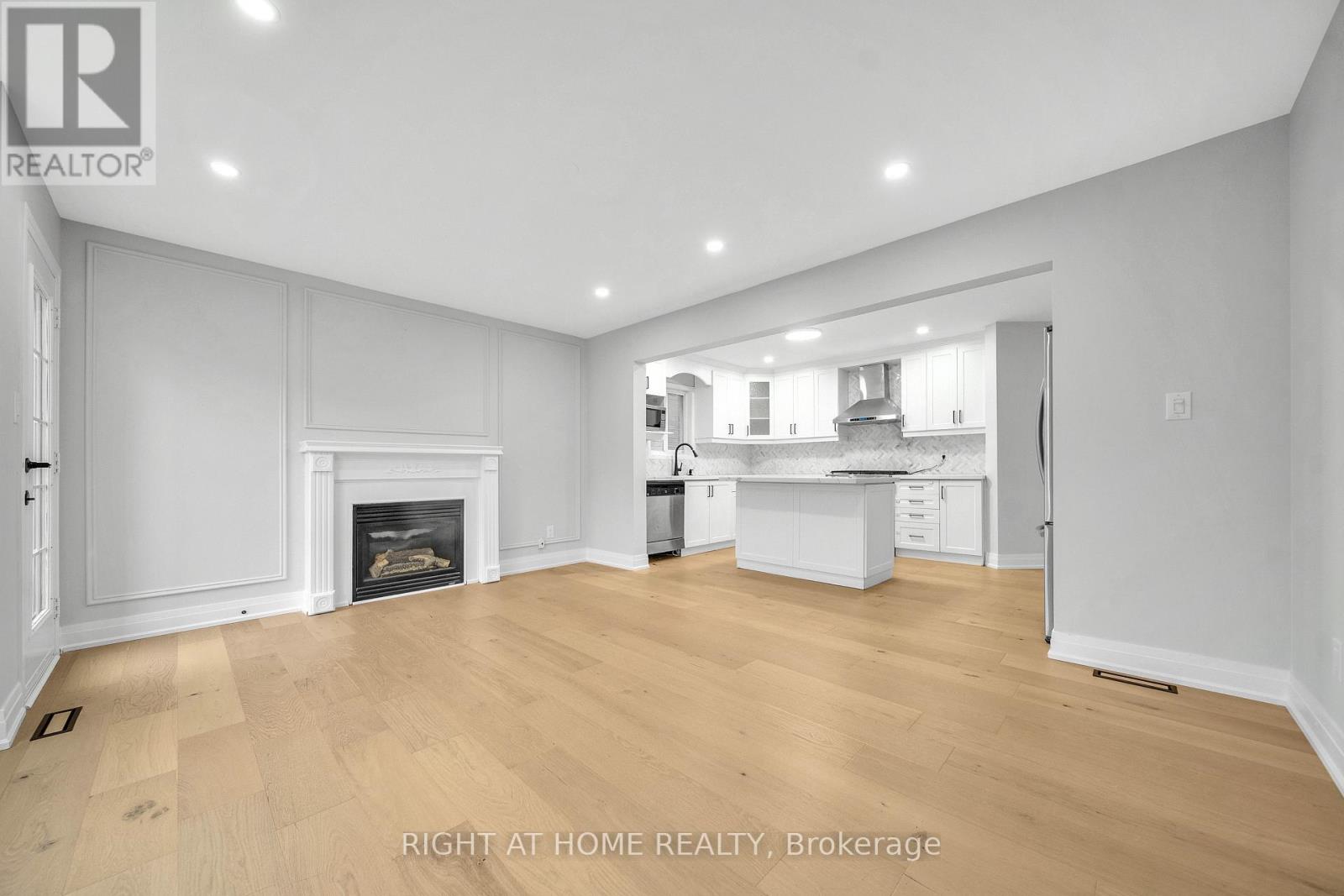 151 Luella Crescent, Brampton, Ontario  L7A 3J4 - Photo 11 - W12592996