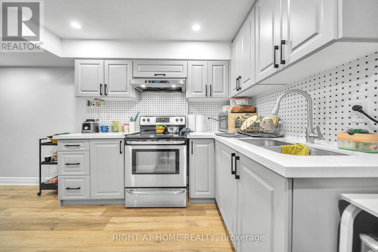 151 Luella Basement Crescent, Brampton, Ontario  L7A 3J4 - Photo 4 - W12593000