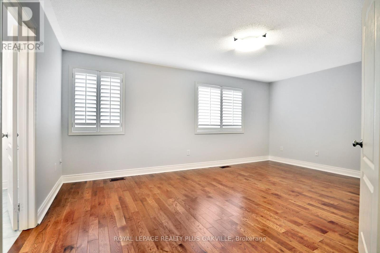 2565 Falkland Crescent, Oakville, Ontario  L6M 4X9 - Photo 15 - W12593018