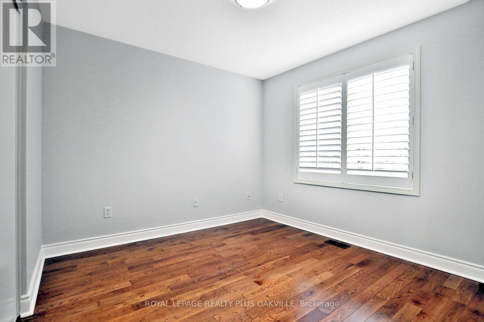 2565 Falkland Crescent, Oakville, Ontario  L6M 4X9 - Photo 19 - W12593018