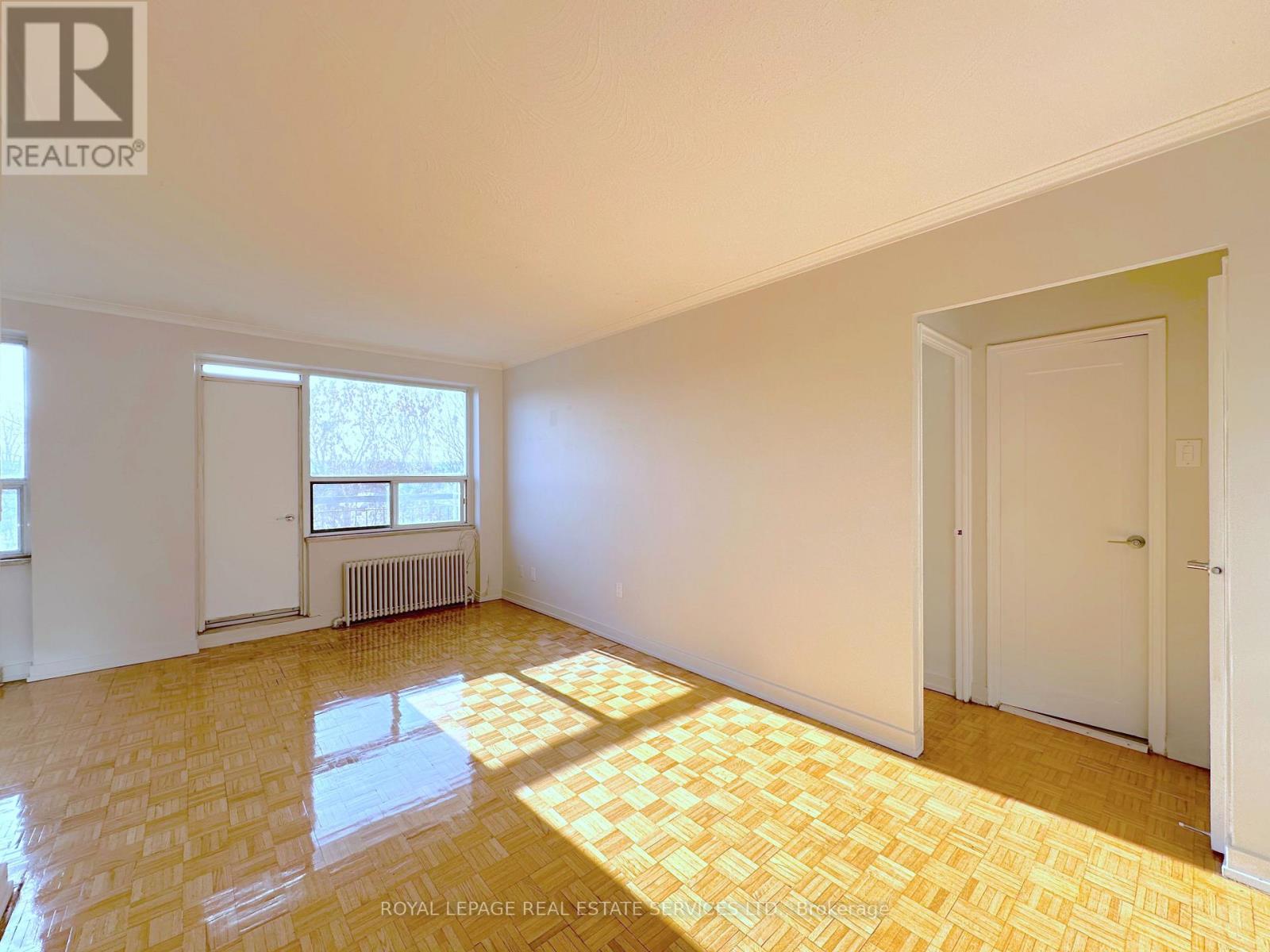 407 - 437 Glen Park Avenue, Toronto, Ontario  M6B 2E8 - Photo 2 - W12593028