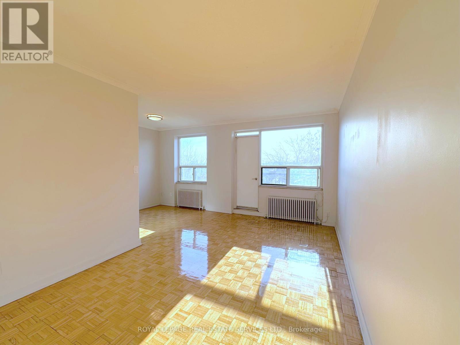 407 - 437 Glen Park Avenue, Toronto, Ontario  M6B 2E8 - Photo 4 - W12593028