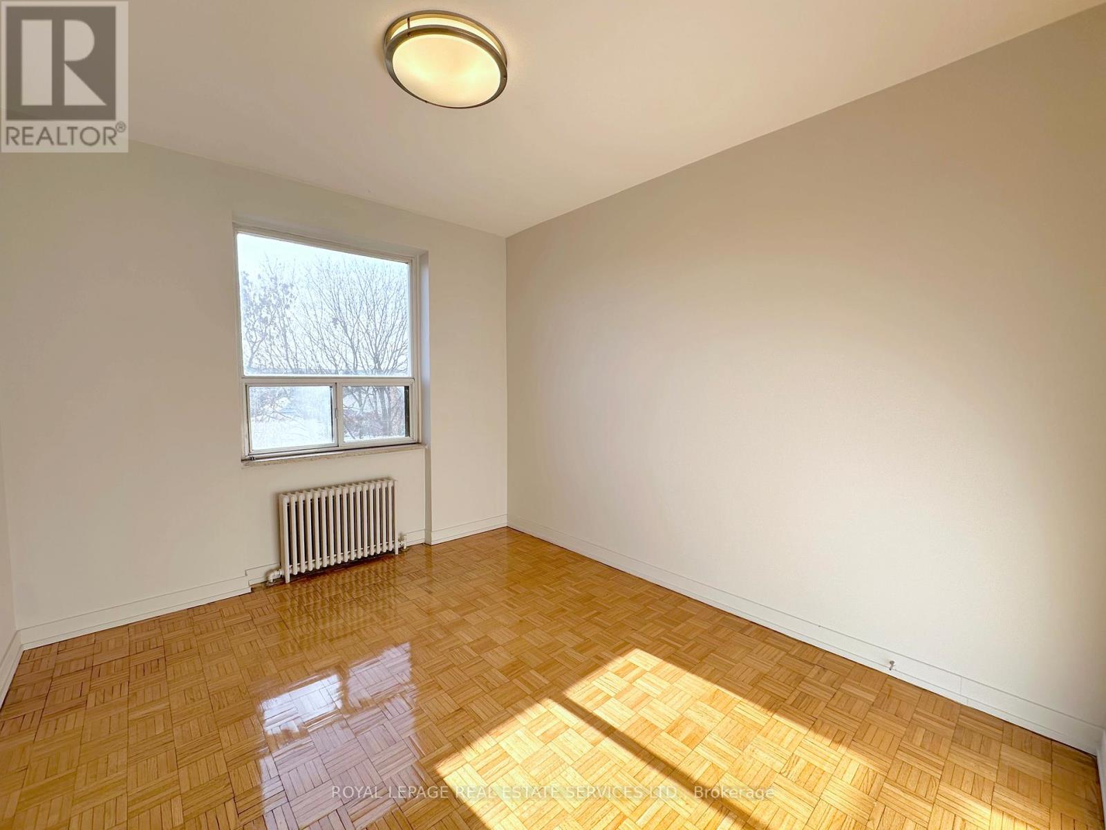 407 - 437 Glen Park Avenue, Toronto, Ontario  M6B 2E8 - Photo 6 - W12593028