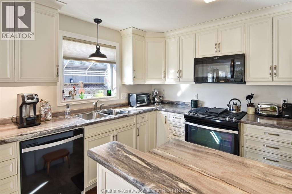 34 Lanz Boulevard, Blenheim, Ontario N0P 1A0 - Photo 10 - 25030930