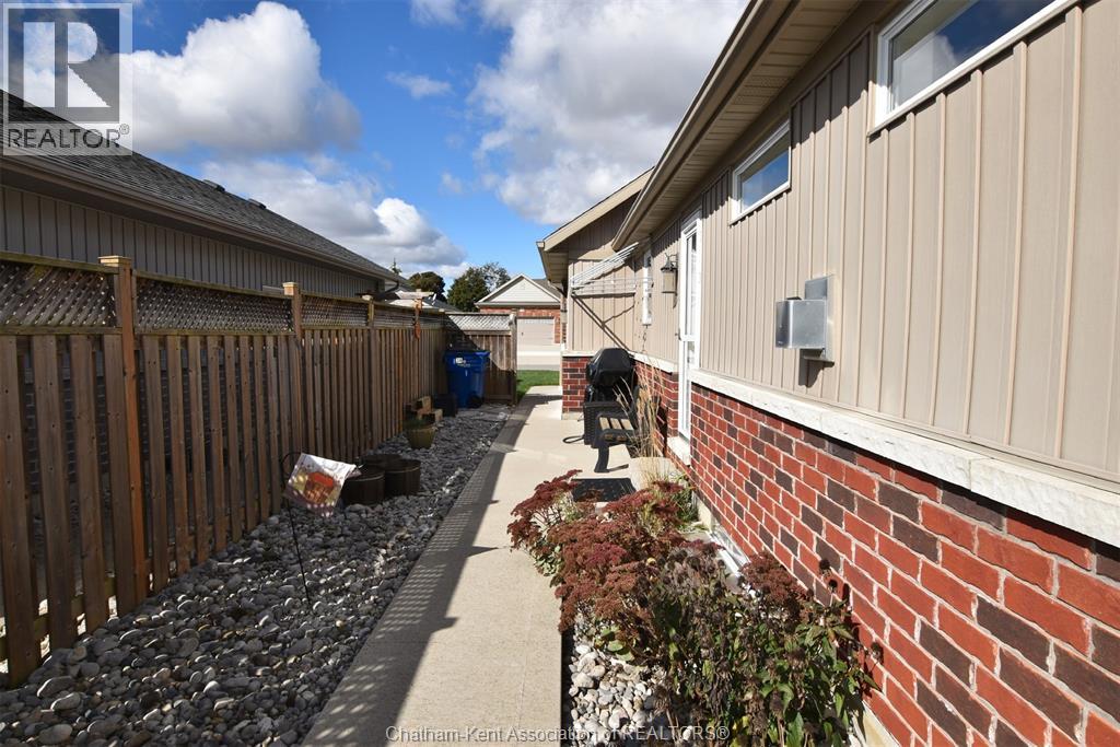 34 Lanz Boulevard, Blenheim, Ontario N0P 1A0 - Photo 4 - 25030930