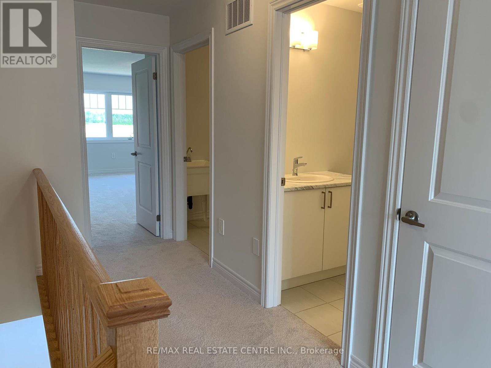 88 Edminston Drive, Centre Wellington, Ontario N1M 0J1 - Photo 12 - X12592968