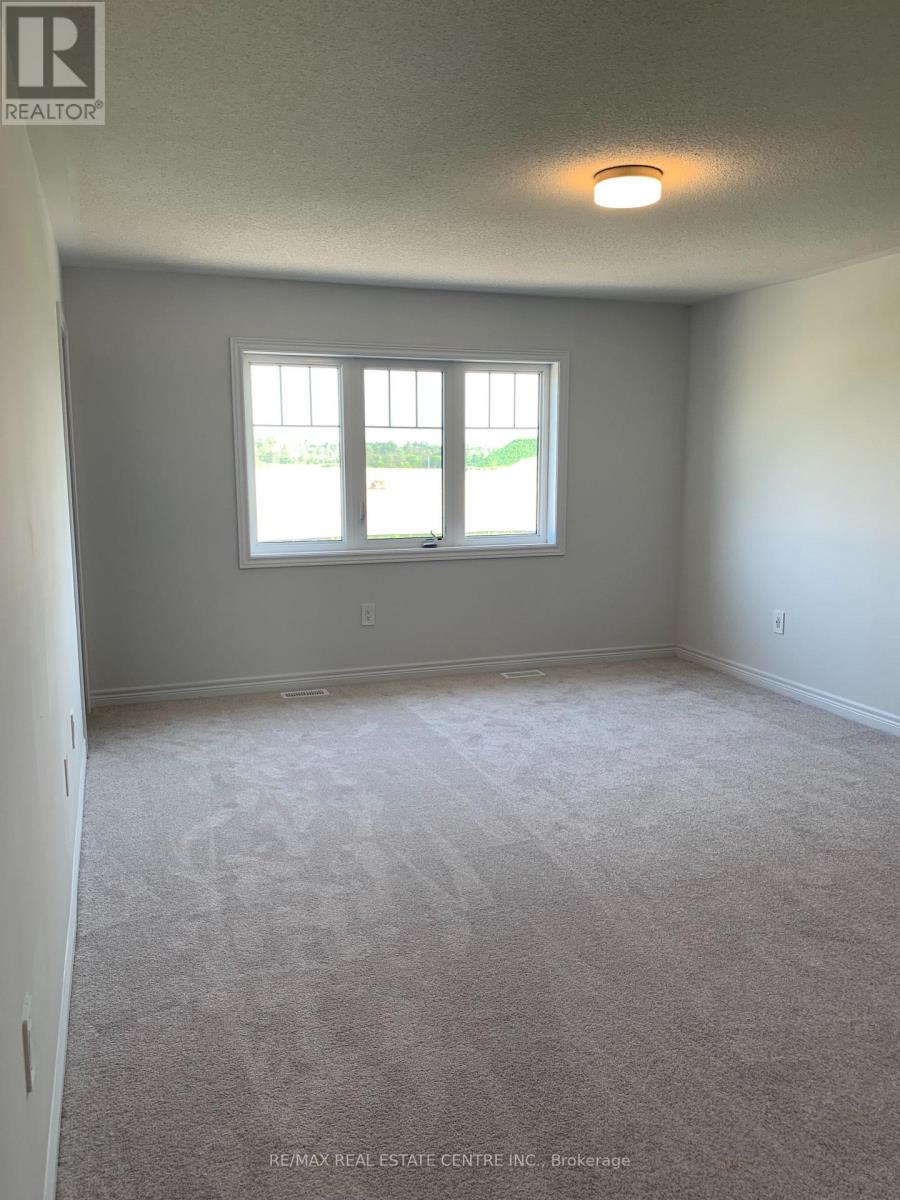 88 Edminston Drive, Centre Wellington, Ontario N1M 0J1 - Photo 13 - X12592968