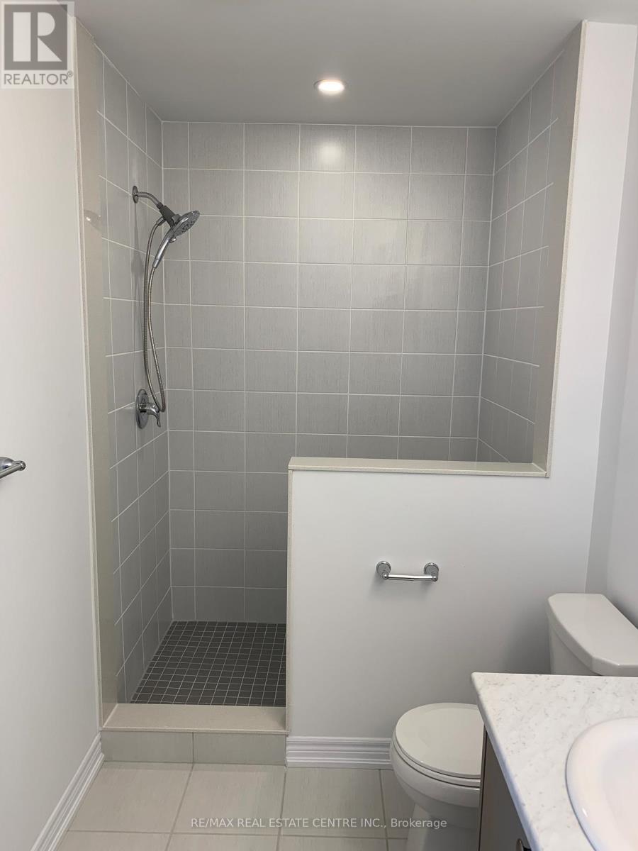 88 Edminston Drive, Centre Wellington, Ontario N1M 0J1 - Photo 15 - X12592968