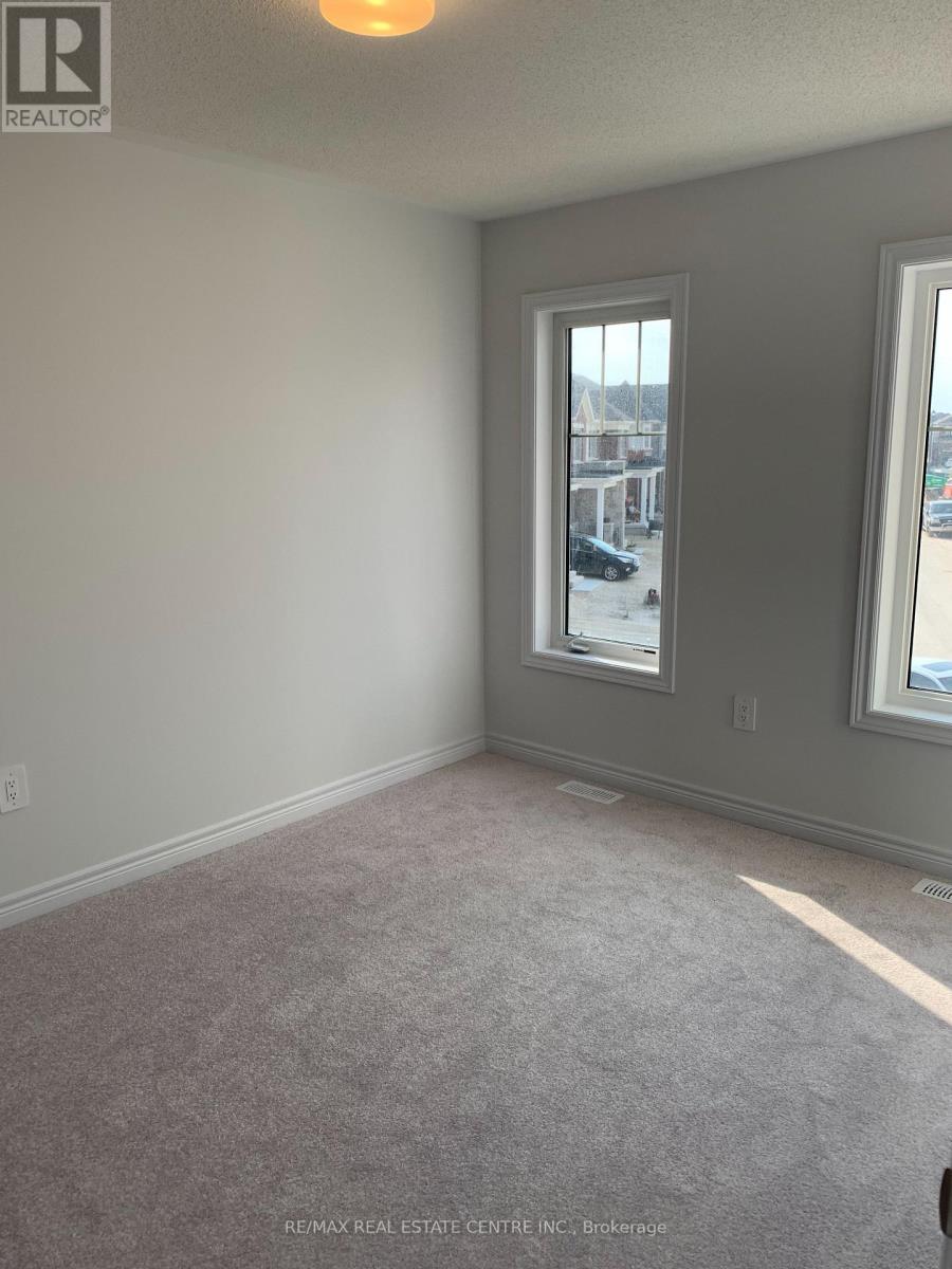 88 Edminston Drive, Centre Wellington, Ontario N1M 0J1 - Photo 17 - X12592968