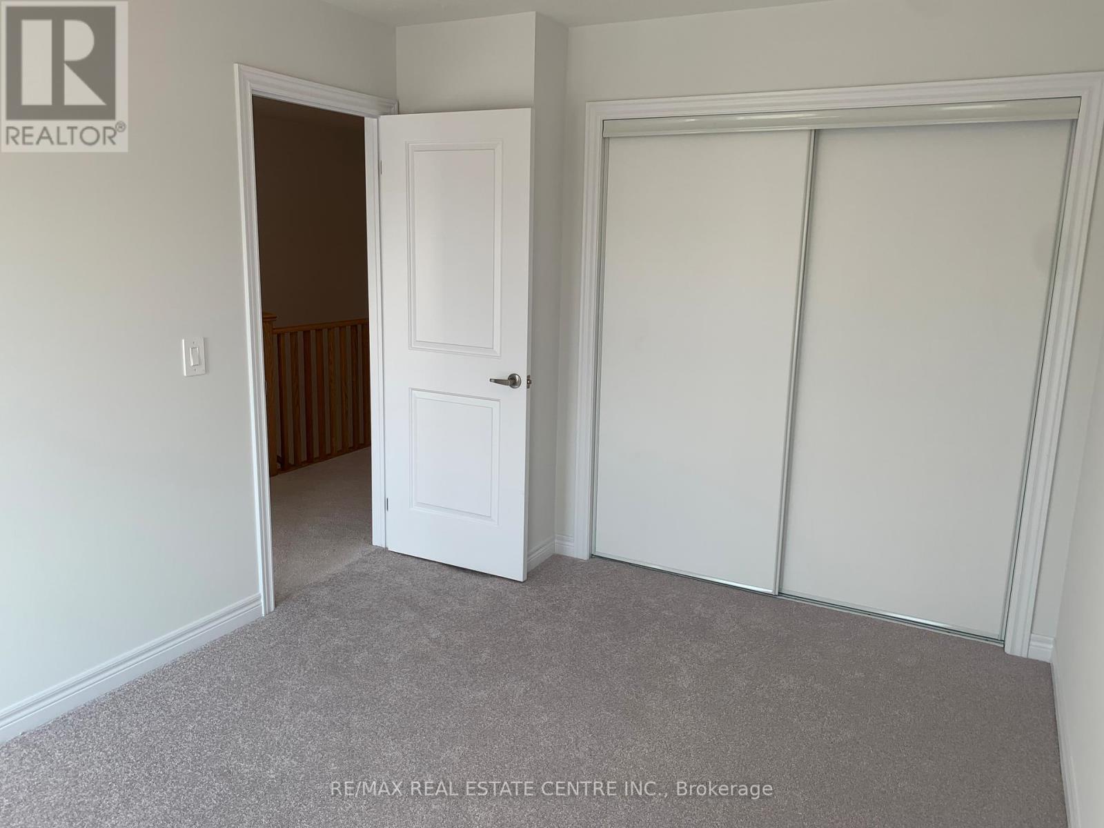 88 Edminston Drive, Centre Wellington, Ontario N1M 0J1 - Photo 18 - X12592968