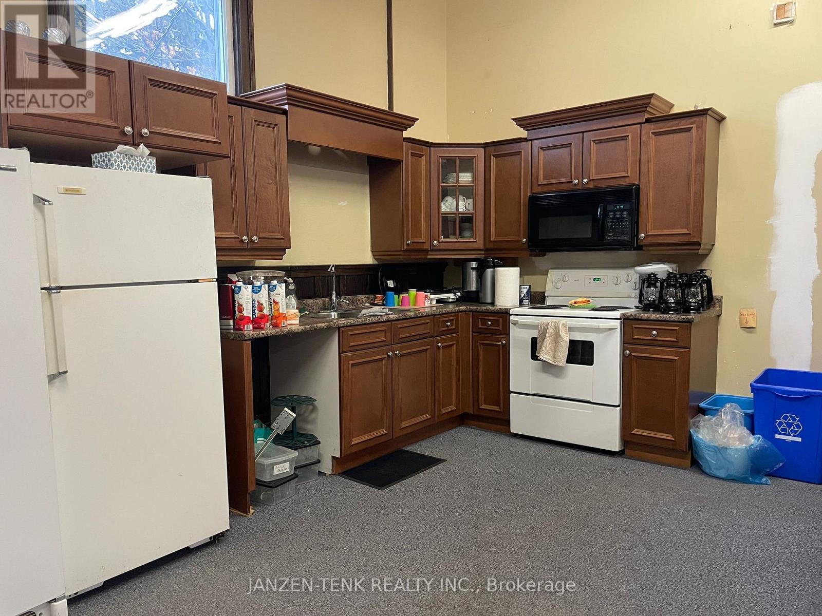 21 Stover Street, Norwich, Ontario N0J 1P0 - Photo 10 - X12593040