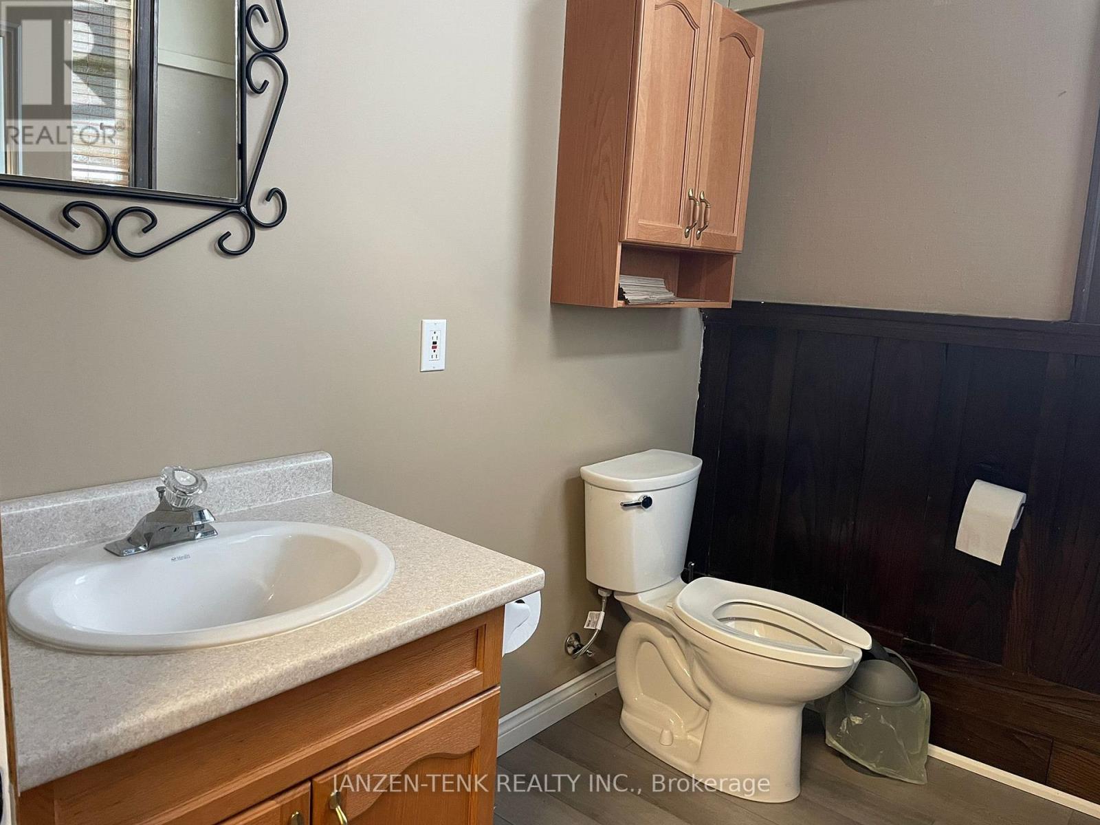 21 Stover Street, Norwich, Ontario N0J 1P0 - Photo 12 - X12593040