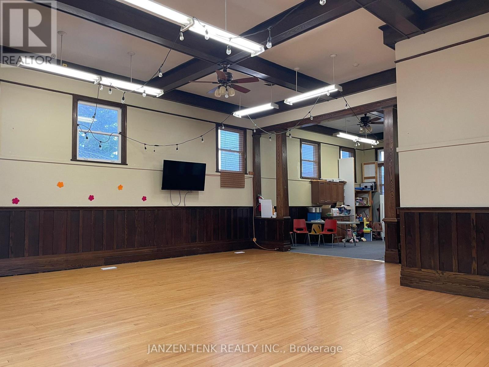 21 Stover Street, Norwich, Ontario N0J 1P0 - Photo 9 - X12593040