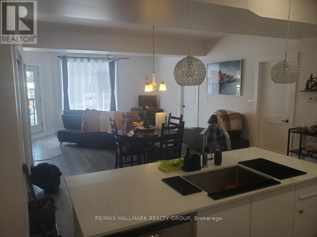 2 - 117 Drummond Street W, Merrickville-Wolford, Ontario K0G 1N0 - Photo 3 - X12593032