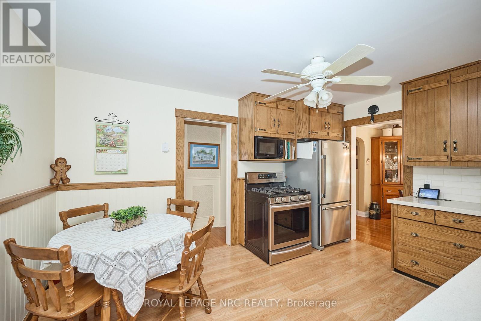 4013 Welland Street, Niagara Falls, Ontario  L2G 6J7 - Photo 5 - X12593060