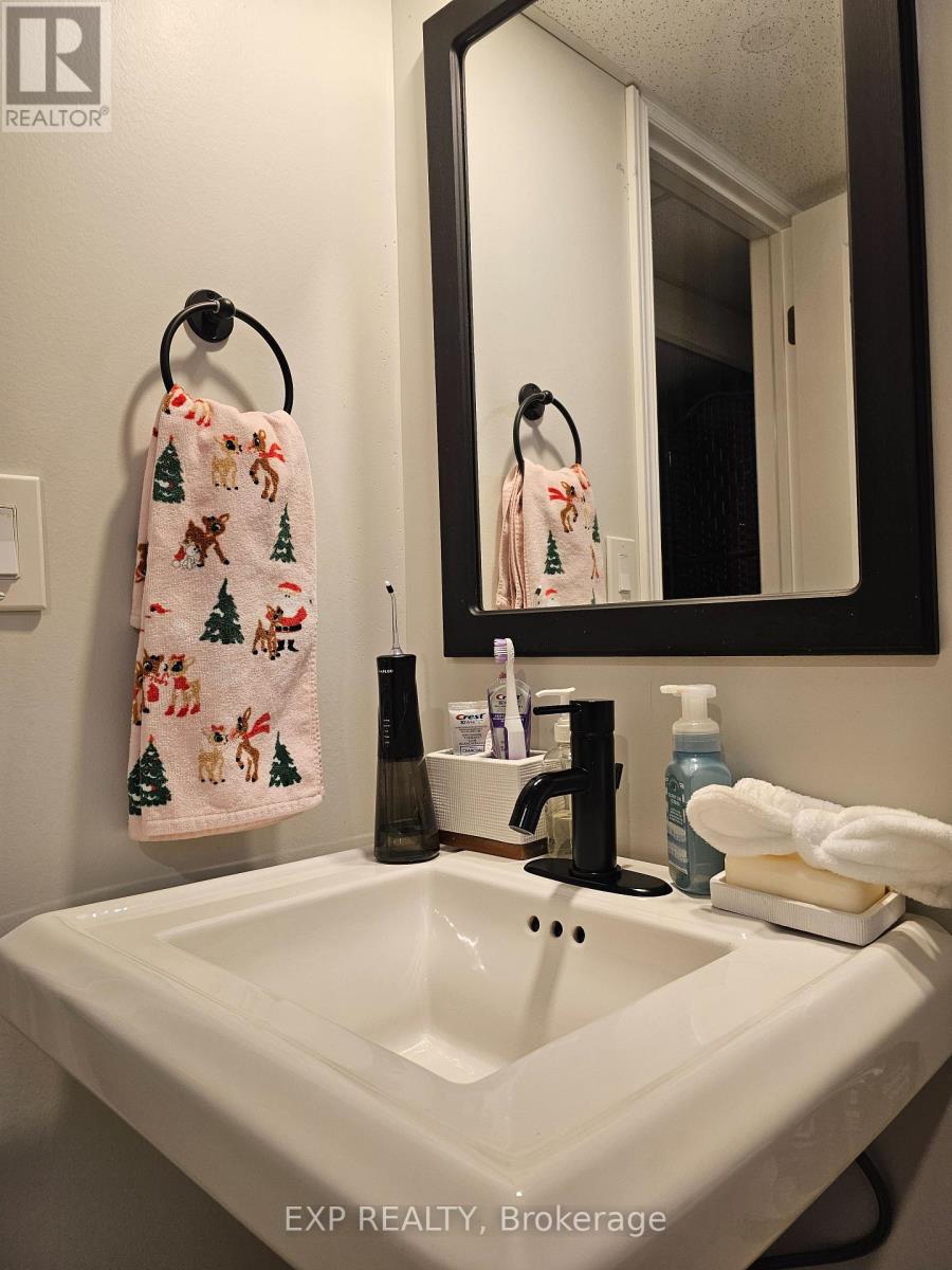 626 Laurier Boulevard, Brockville, Ontario K6V 6P1 - Photo 20 - X12593050