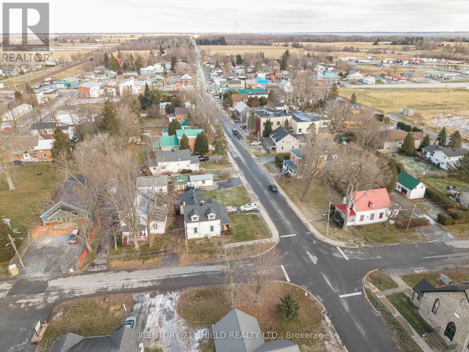 29 Oak Street, South Glengarry, Ontario K0C 1N0 - Photo 10 - X12593038