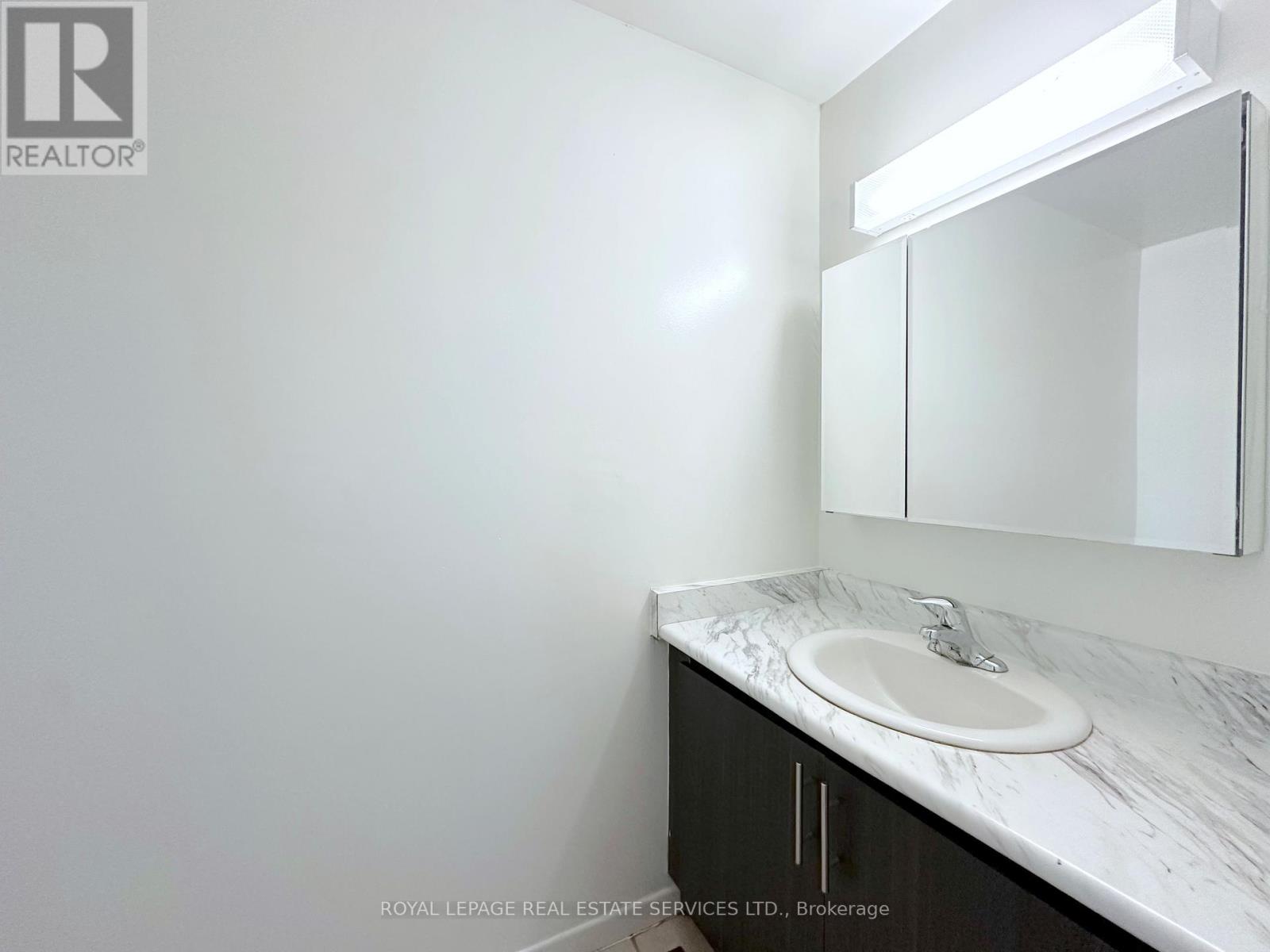 Th9 - 61 Havenbrook Boulevard, Toronto, Ontario  M2J 1A7 - Photo 14 - C12593034