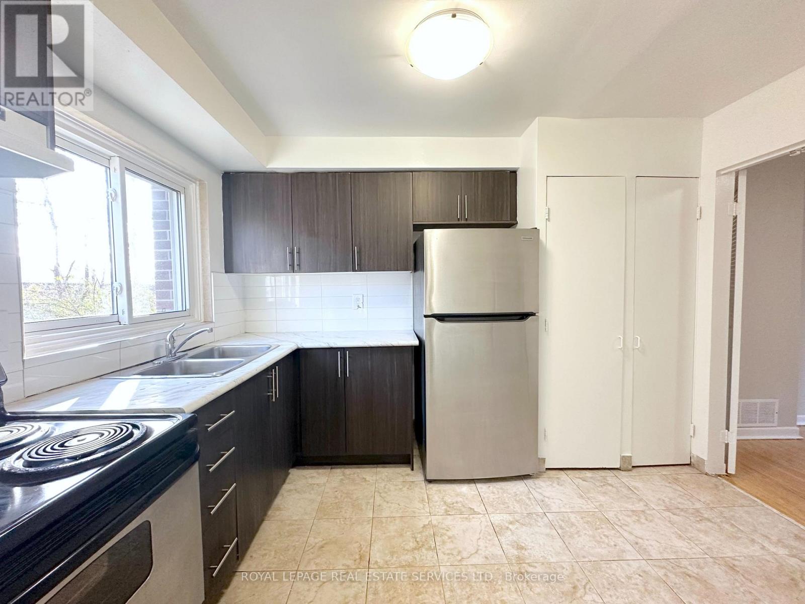 Th9 - 61 Havenbrook Boulevard, Toronto, Ontario  M2J 1A7 - Photo 4 - C12593034