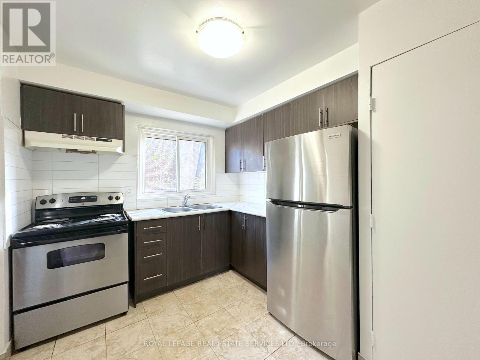 Th9 - 61 Havenbrook Boulevard, Toronto, Ontario  M2J 1A7 - Photo 5 - C12593034