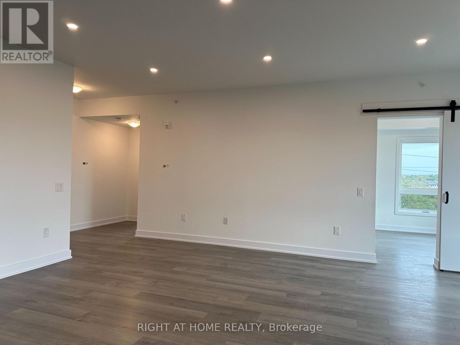 314 - 1 Chef Lane, Barrie, Ontario L9J 0T1 - Photo 10 - S12593056