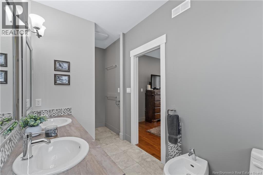 16 Louis-Arthur Court, Dieppe, New Brunswick E1A 9M5 - Photo 25 - NB128489