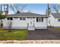 111 Spruce, Moncton, Ca