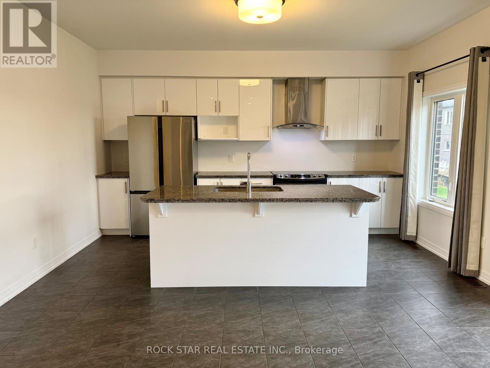 14 Scenic Ridge Gate, Brant (Paris), Ontario  N3L 0K4 - Photo 15 - X12548854