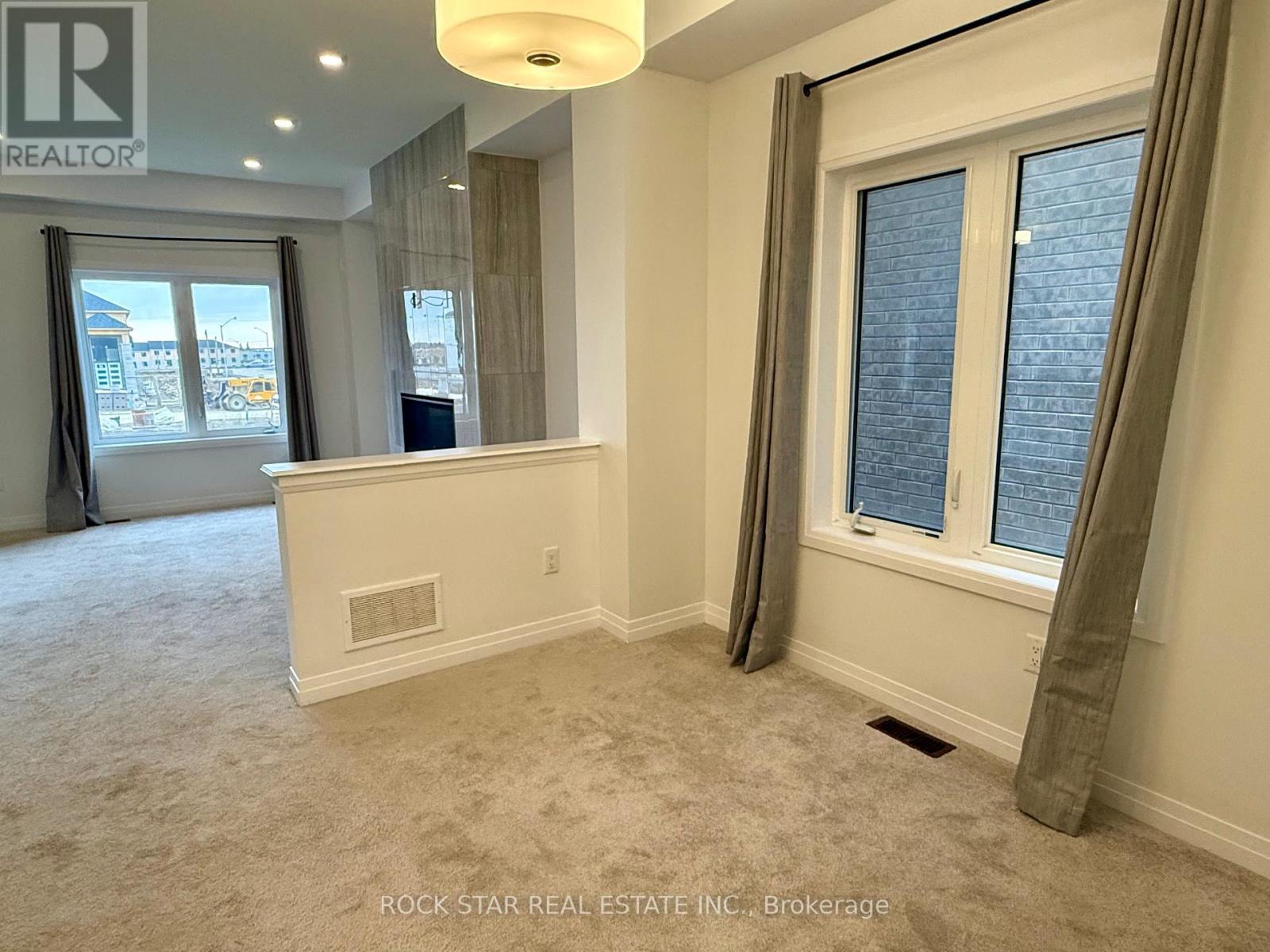 14 Scenic Ridge Gate, Brant (Paris), Ontario  N3L 0K4 - Photo 11 - X12548854