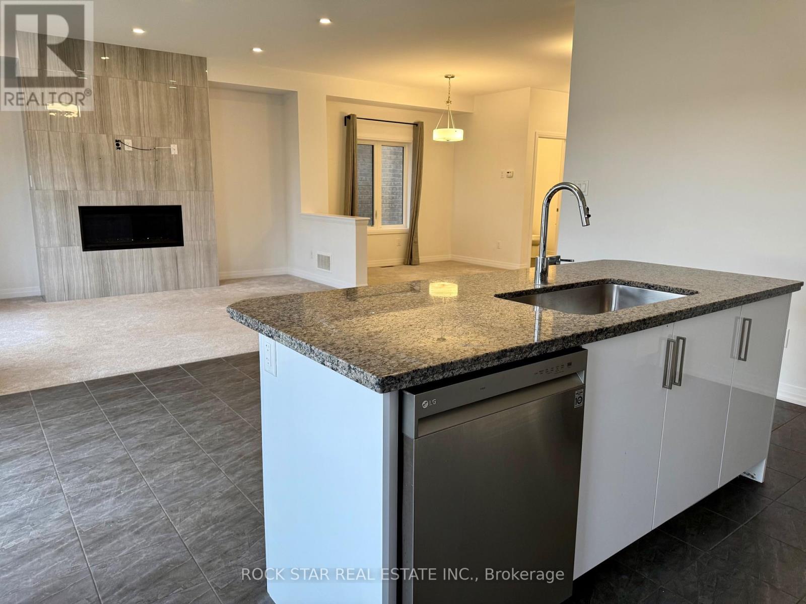 14 Scenic Ridge Gate, Brant (Paris), Ontario  N3L 0K4 - Photo 17 - X12548854