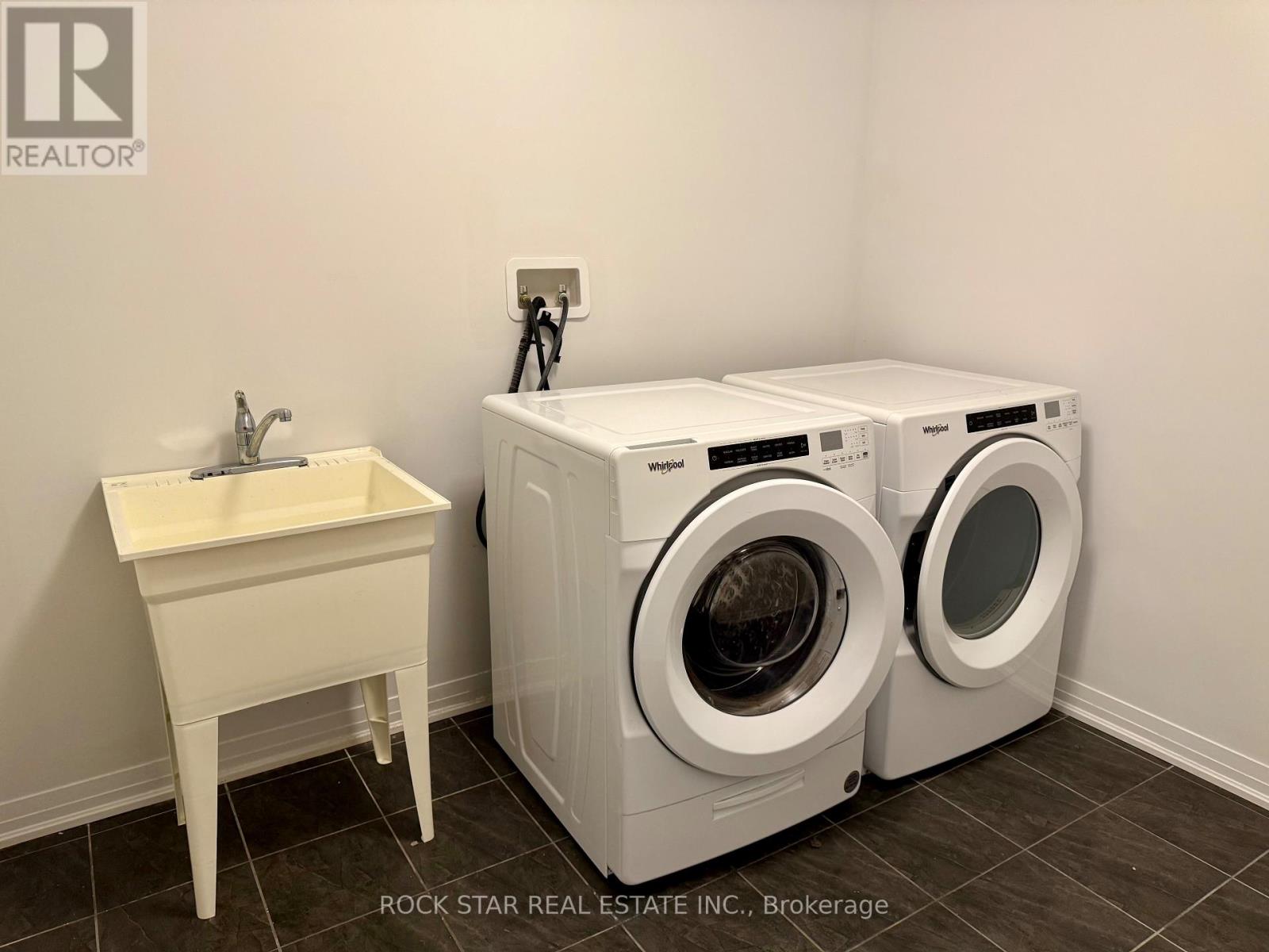 14 Scenic Ridge Gate, Brant (Paris), Ontario  N3L 0K4 - Photo 36 - X12548854