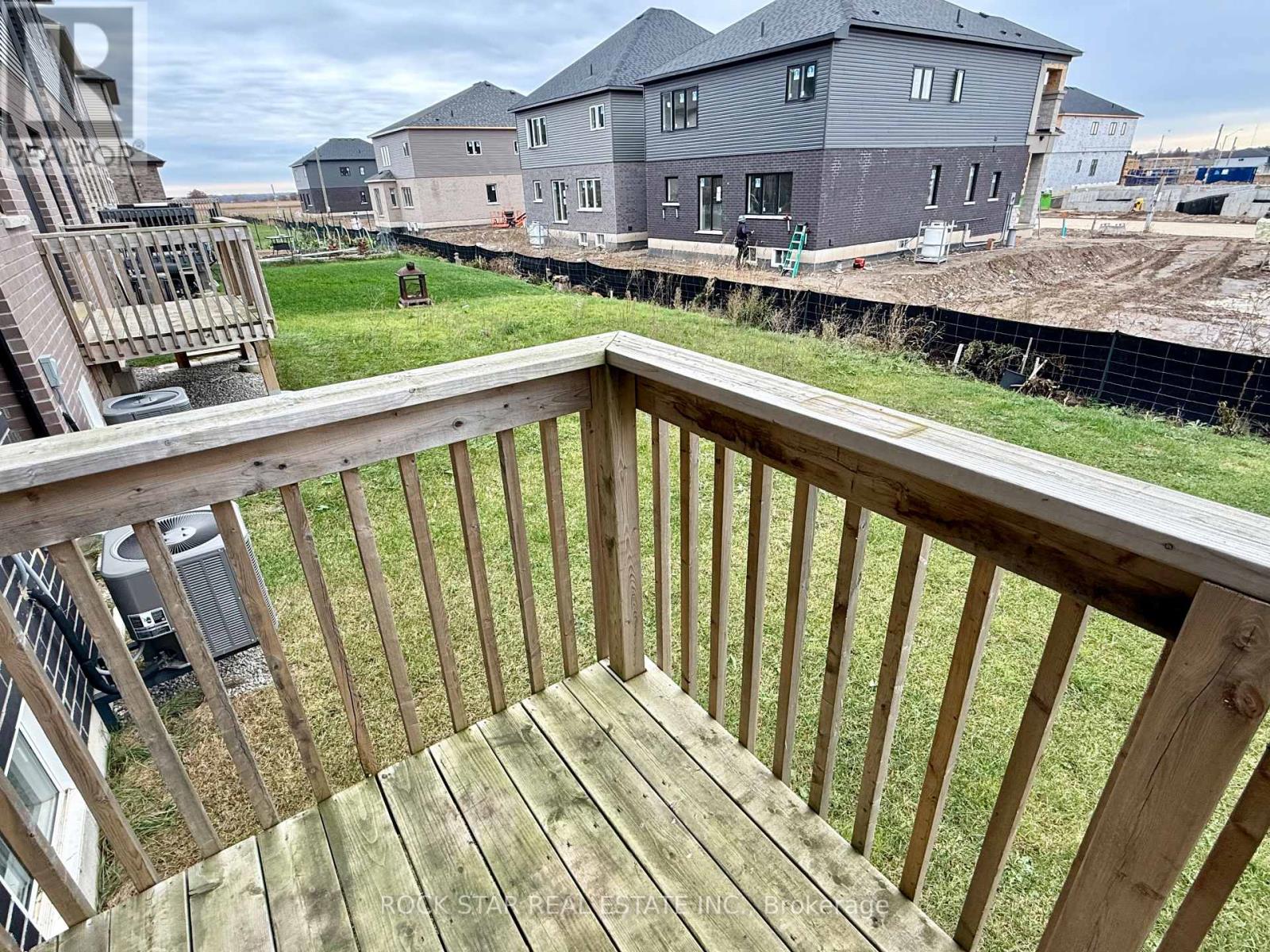 14 Scenic Ridge Gate, Brant (Paris), Ontario  N3L 0K4 - Photo 40 - X12548854