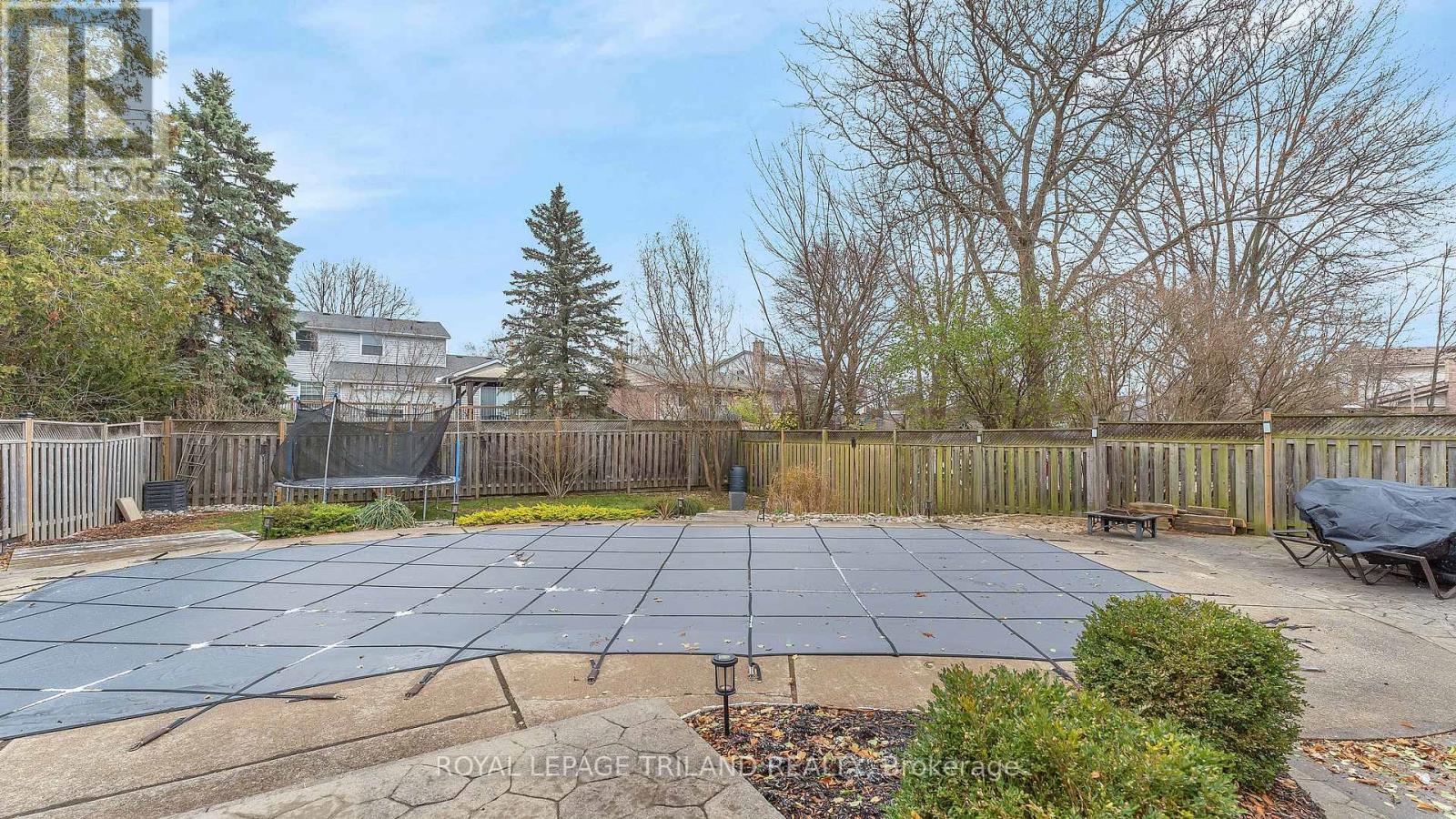 924 Farnham Road, London South, Ontario  N6K 1S1 - Photo 43 - X12589784