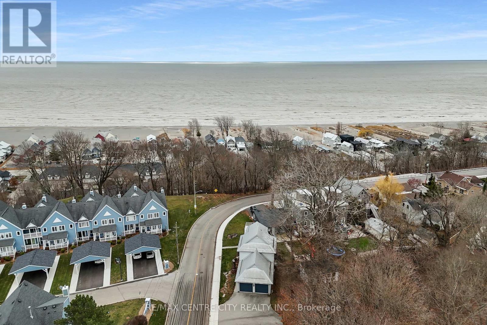 379 Front Street, Central Elgin, Ontario  N5L 1G2 - Photo 3 - X12593074