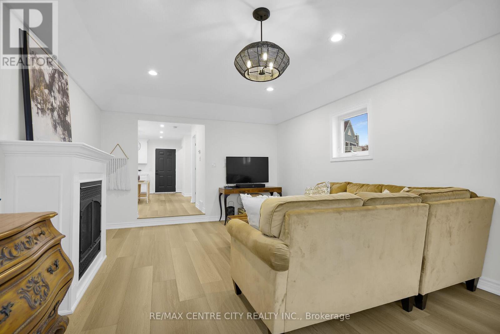 379 Front Street, Central Elgin, Ontario  N5L 1G2 - Photo 6 - X12593074