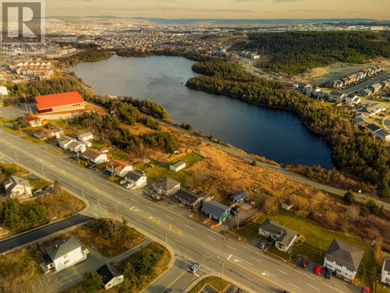1591 Topsail Road, Paradise, Newfoundland & Labrador  A1L 1S7 - Photo 2 - 1293031