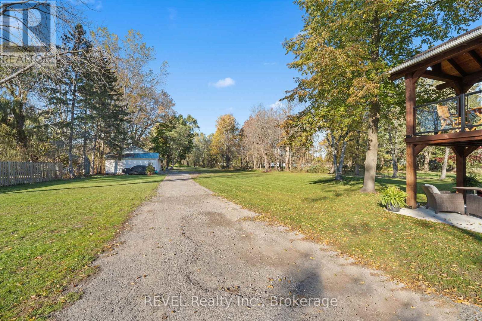 10414 Lakeshore Road, Wainfleet, Ontario  L3K 5V4 - Photo 24 - X12593080