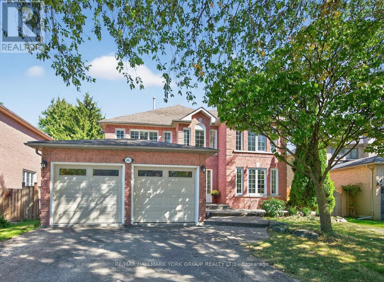 654 LYMAN BOULEVARD, Newmarket, Ontario
