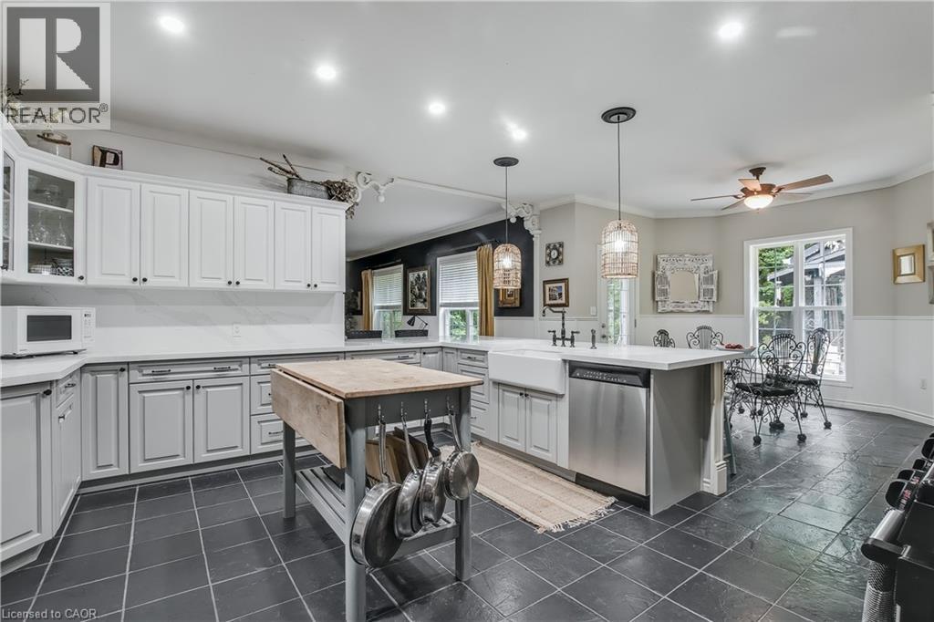 1097 Mineral Springs Road, Ancaster, Ontario  L9H 5E3 - Photo 17 - 40767851