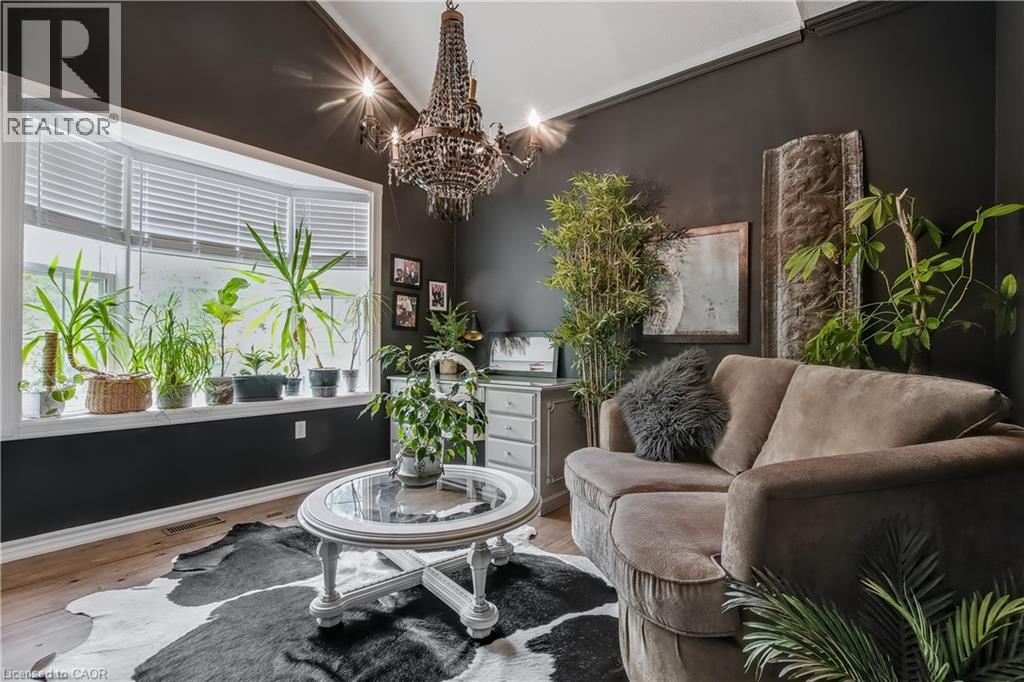 1097 Mineral Springs Road, Ancaster, Ontario  L9H 5E3 - Photo 8 - 40767851