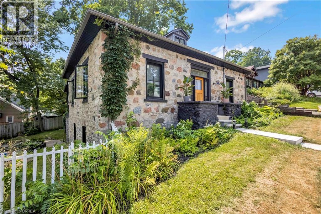 57 Main Street, Paris, Ontario  N3L 1E5 - Photo 3 - 40791413